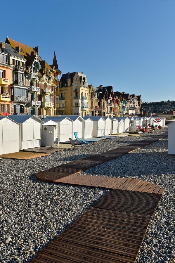 Idealement Situe "Le Studio" Les Locations Isahora Sont Aussi A 2 Pas Du Chateau D'Eu, Des Falaises Du Treport, De Mers Les Bains Et Aux Portes De La Baie De Somme أو  المظهر الخارجي الصورة